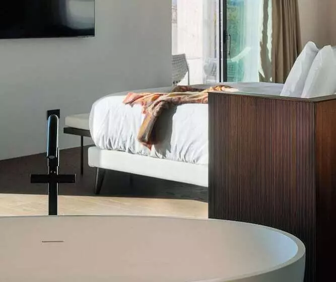 هتل Le Cattedrali Relais By Laqua Collection