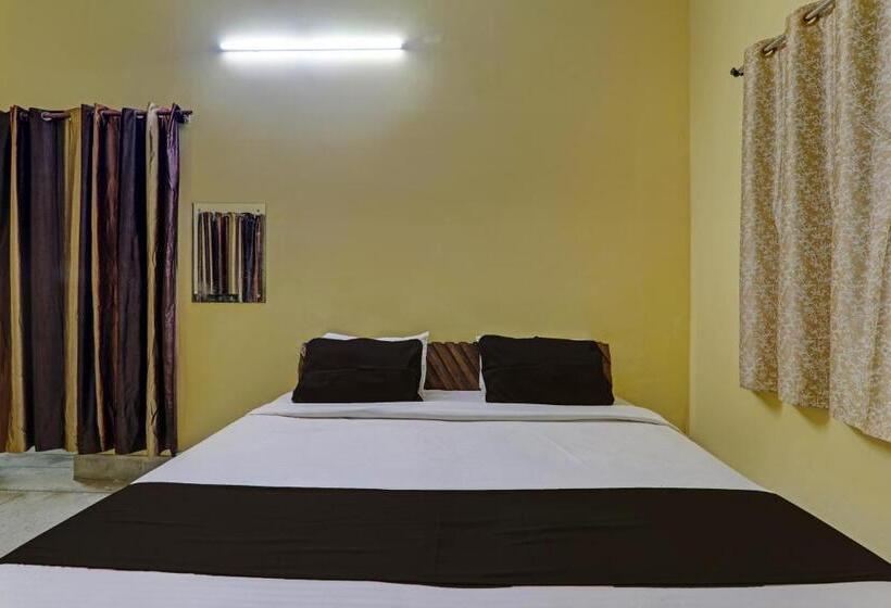 Отель Oyo Flagship V.k Homestay