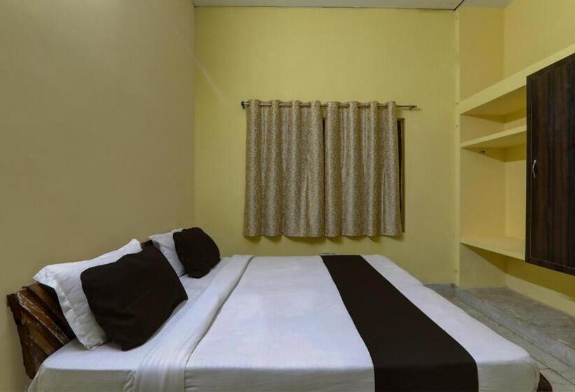 Отель Oyo Flagship V.k Homestay