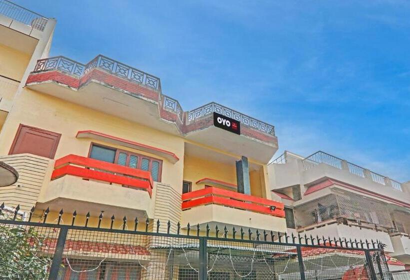 Отель Oyo Flagship V.k Homestay