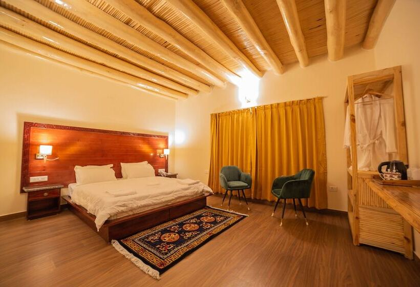 Hotel Royal Soma Resort