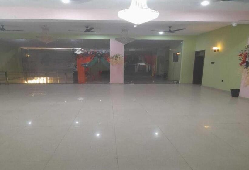 酒店 Spot On Maharana Palace