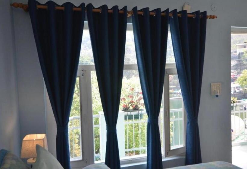 Hotel Corner 9 By The Lake