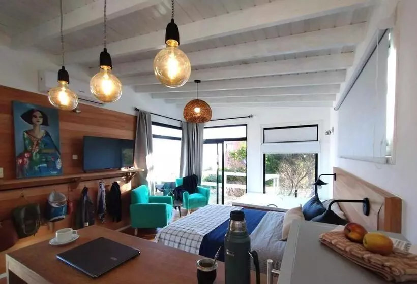 Las Rochas, Suites De Mar