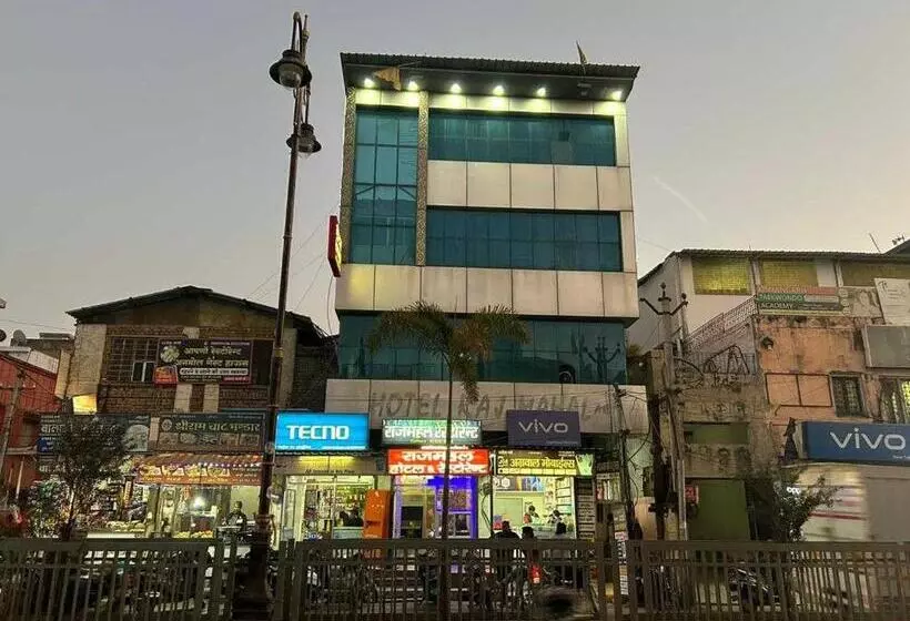 Oyo Hotel Raj Mahal