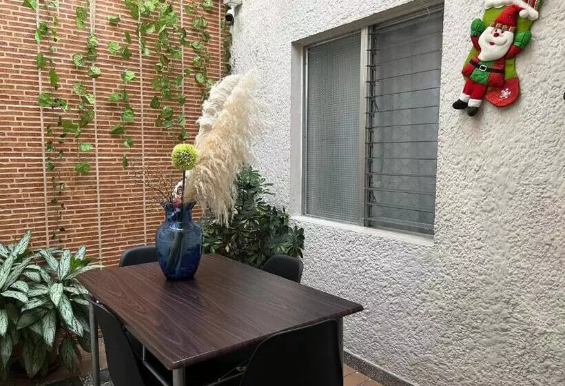 پانسیون Casa Herrera