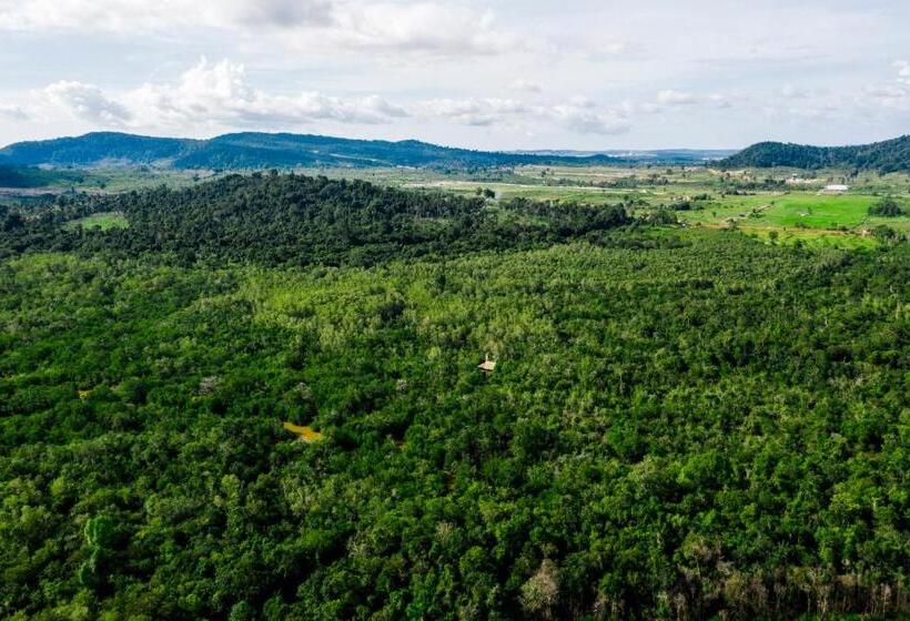 Pensió Ream Yoho Resort