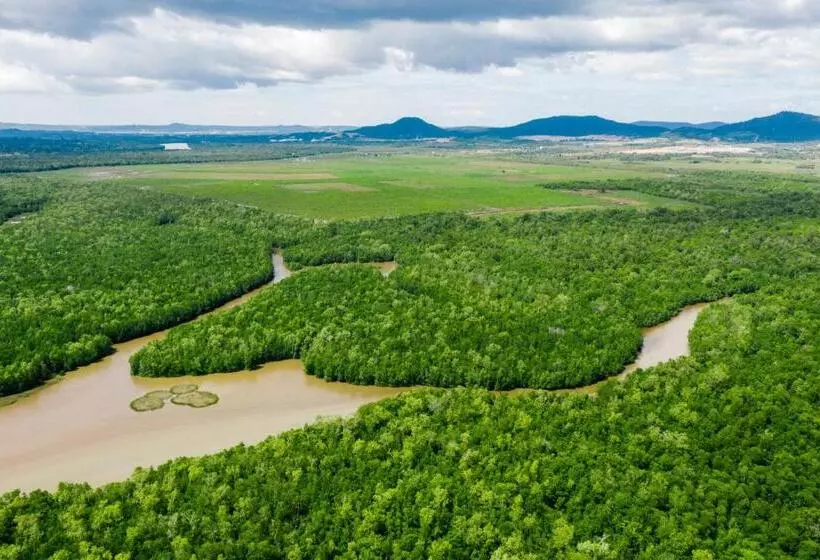 Majatalo Ream Yoho Resort