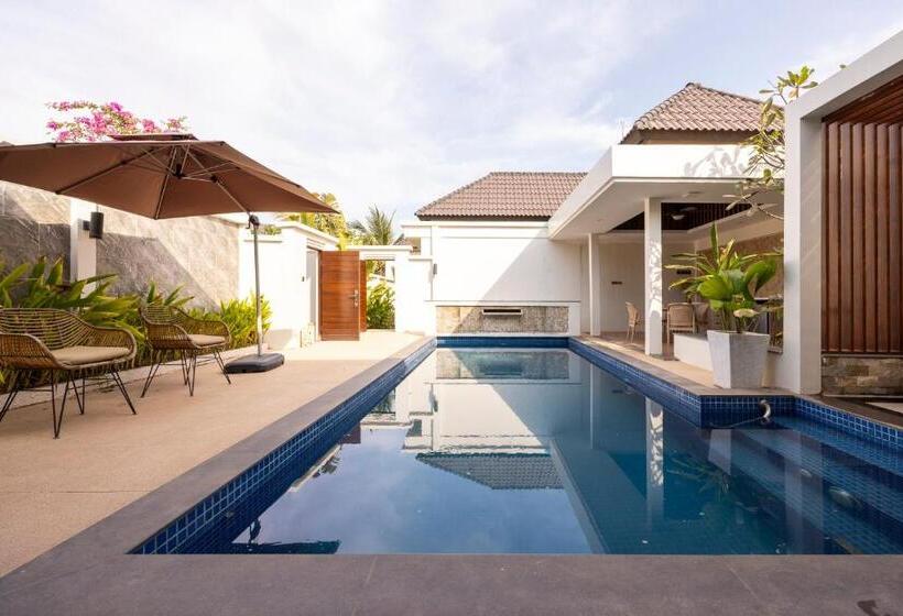 Pensió Ream Yoho Resort