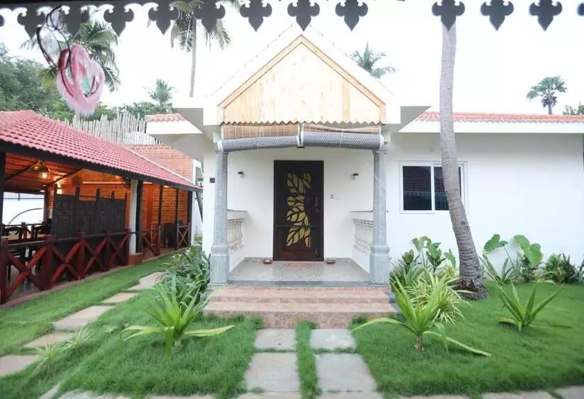 Lomakeskus Athulya Villa  Leisure And Luxury Villas From Embeholidays