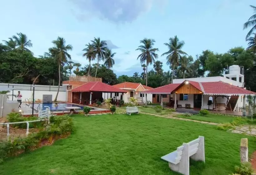 Lomakeskus Athulya Villa  Leisure And Luxury Villas From Embeholidays