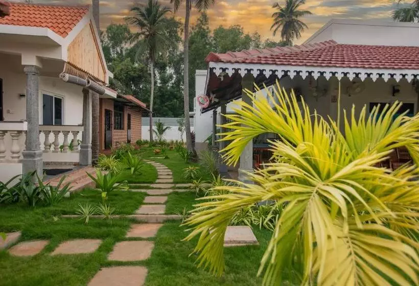 Lomakeskus Athulya Villa  Leisure And Luxury Villas From Embeholidays
