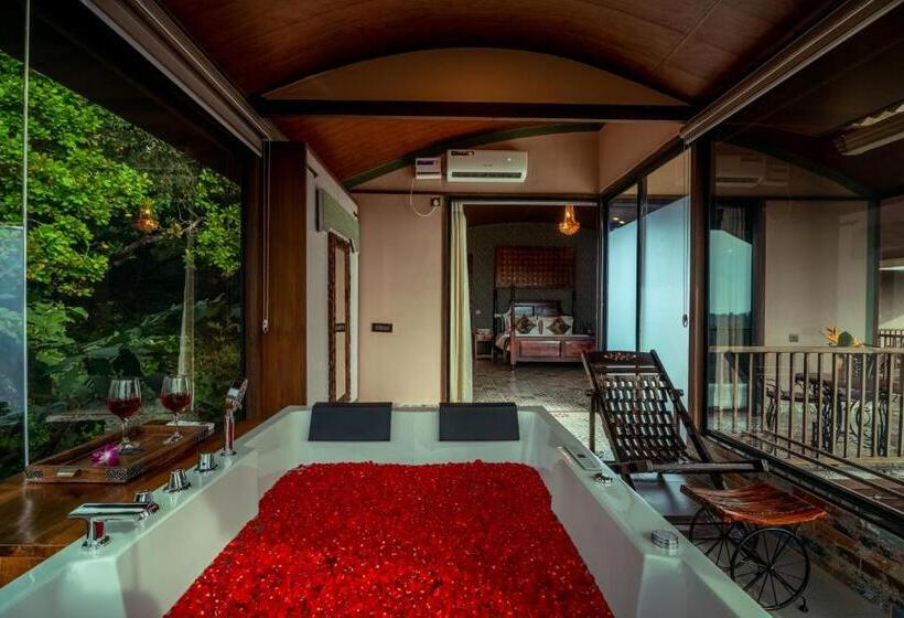 리조트 Simroseate