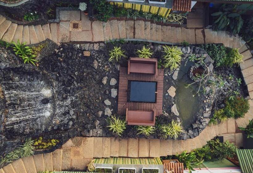 리조트 Simroseate