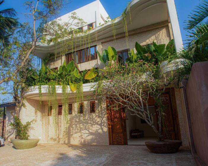 Spicepeek Boutique Hotel Cmb Airport