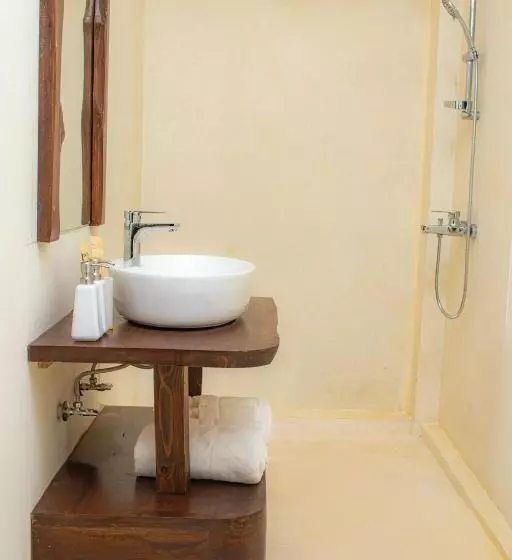 Spicepeek Boutique Hotel Cmb Airport