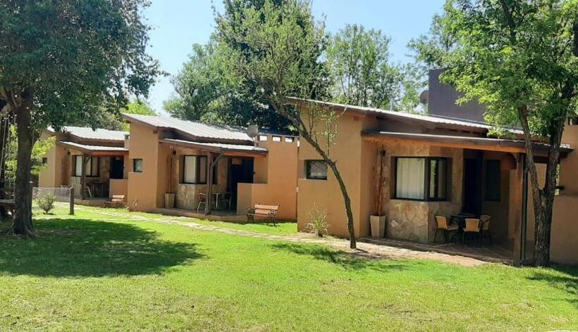 Hostel Cabañas Sukha