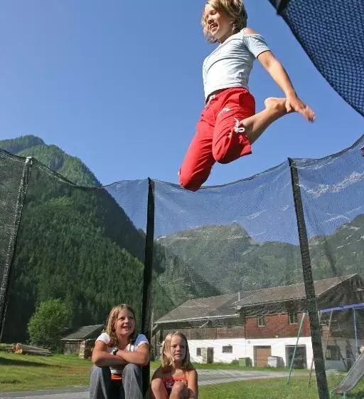 ユースホステル Gasthof Schütthof