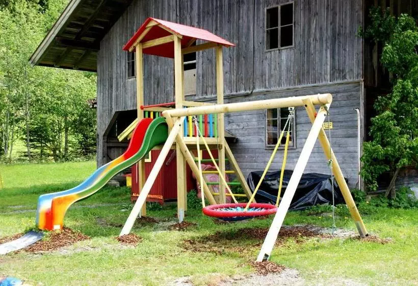 ユースホステル Gasthof Schütthof