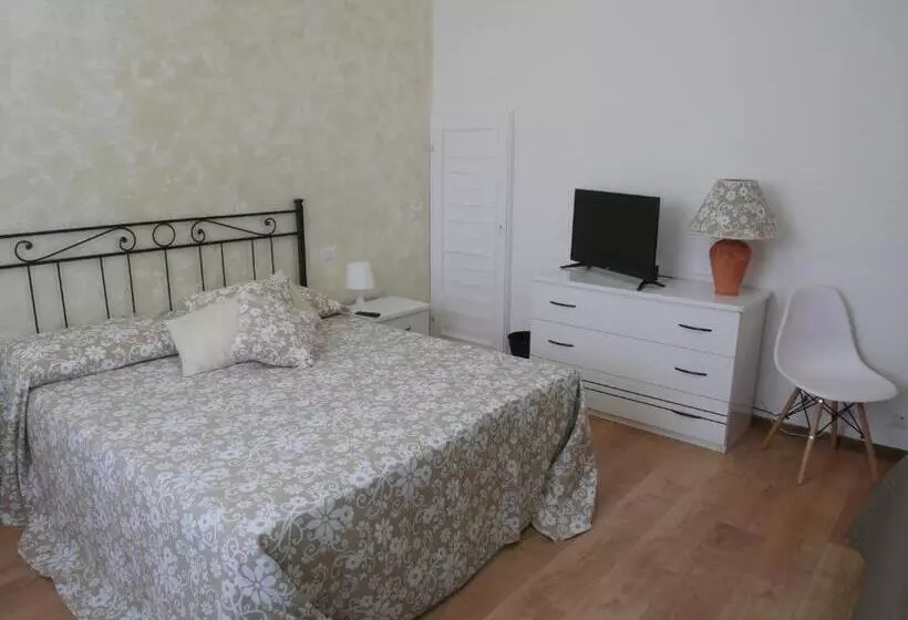 Aamiaismajoitus (B&B) Il Giardino Della Quercia
