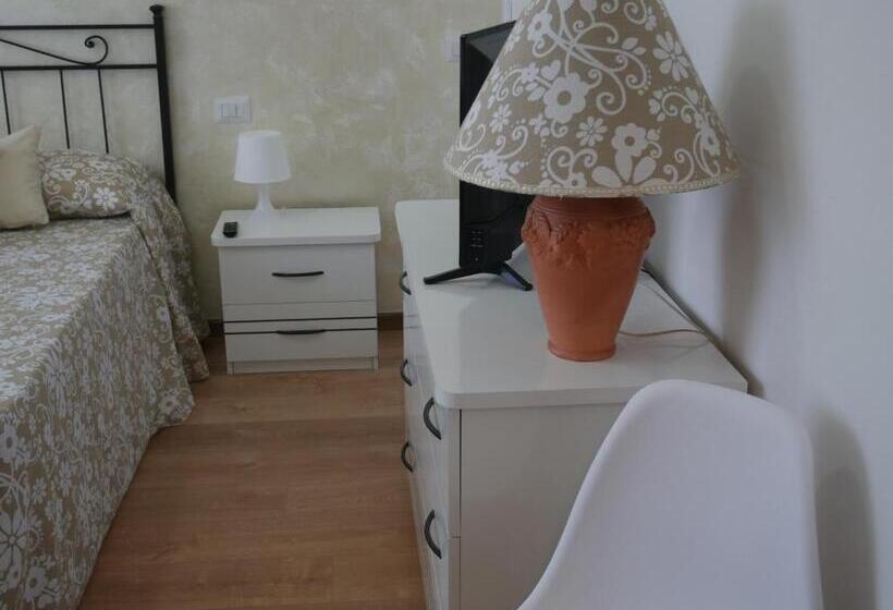 مبيت وإفطار Il Giardino Della Quercia