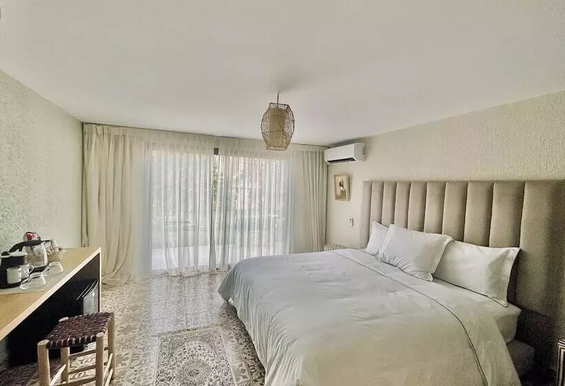 Aamiaismajoitus (B&B) The Olives Sanctuary