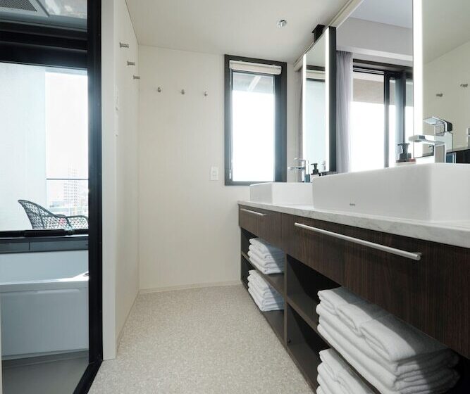 Fav Lux Hidatakayama