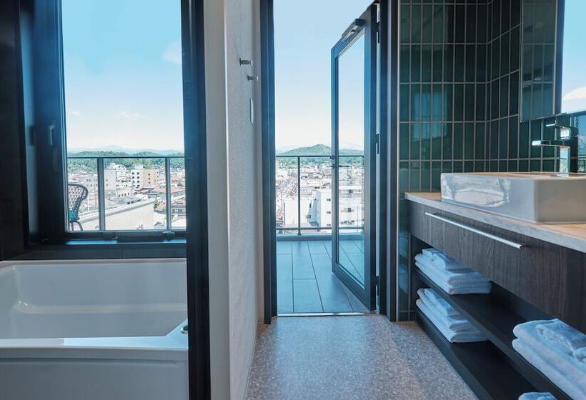 Fav Lux Hidatakayama