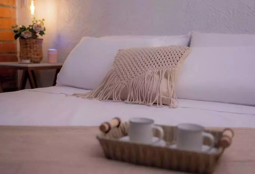 簡易ホテル Viveka Experience