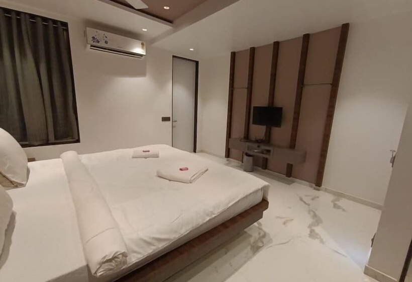 호텔 Arc Valley Resort Mahabaleshwar