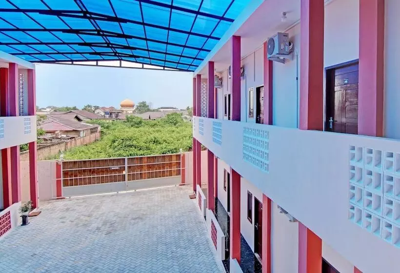 هتل Dekna Homestay Syariah By Oyo
