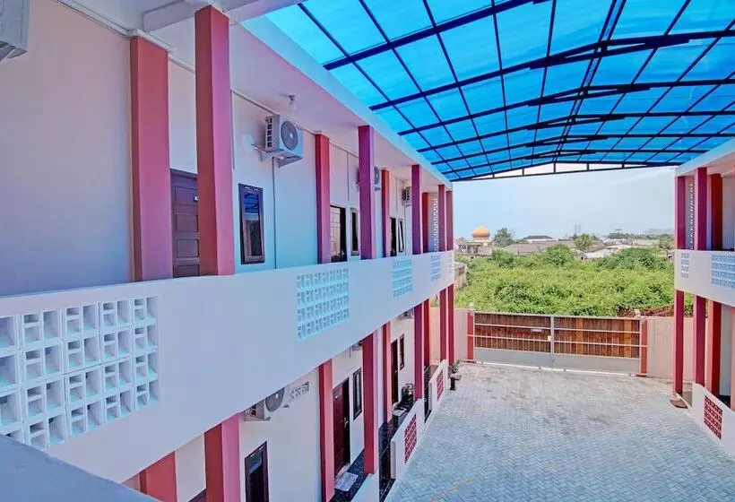 هتل Dekna Homestay Syariah By Oyo