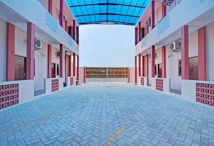 هتل Dekna Homestay Syariah By Oyo