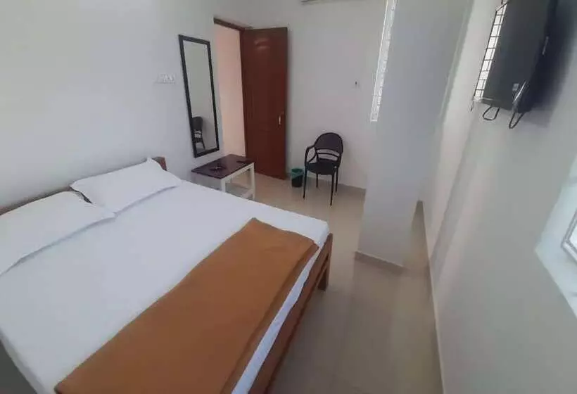 Hotelli East Coast Service Apartment