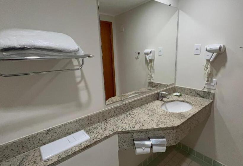 هتل Flat Rua Borges Lagoa 1179 Ibirapuera Uh518