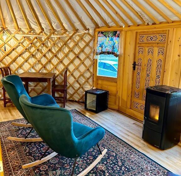 ホテル Glamping Il Rifugio Dei Marsi