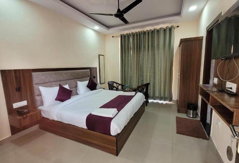 فندق Keshav Nandan By The Shivaay