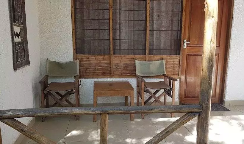 هتل Meru Mbega Lodge