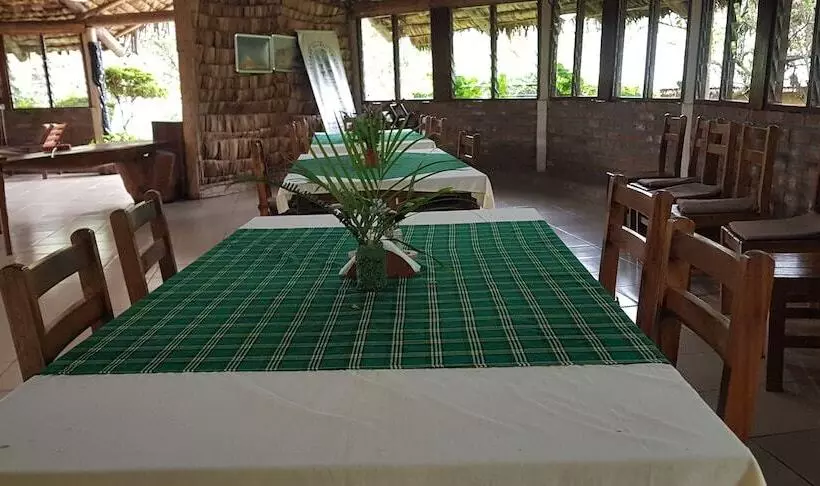 هتل Meru Mbega Lodge