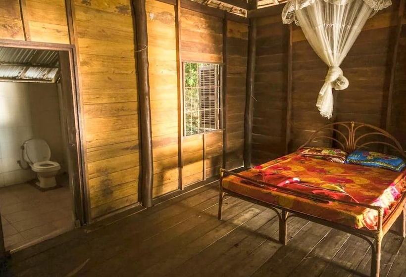 בית מלון כפרי Naks Shack