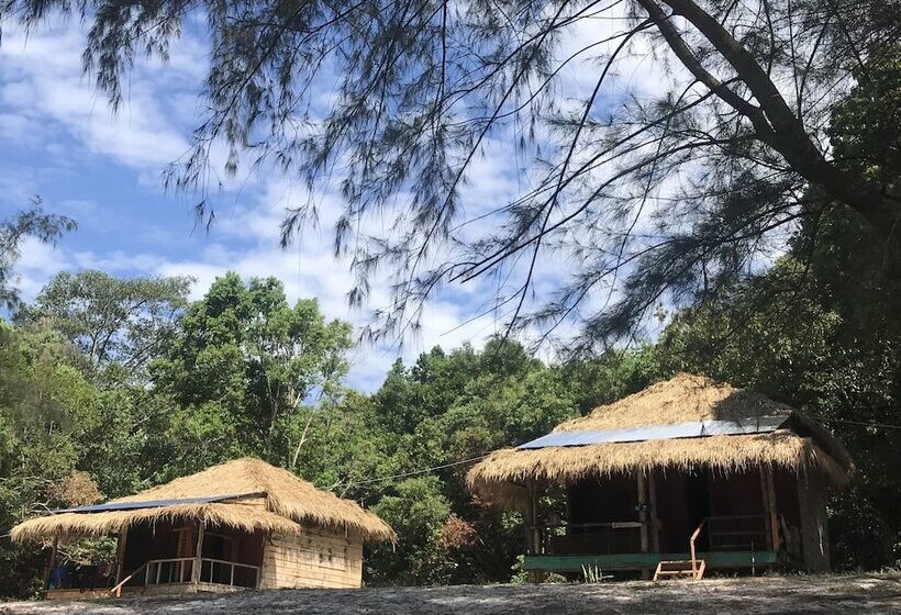 בית מלון כפרי Naks Shack