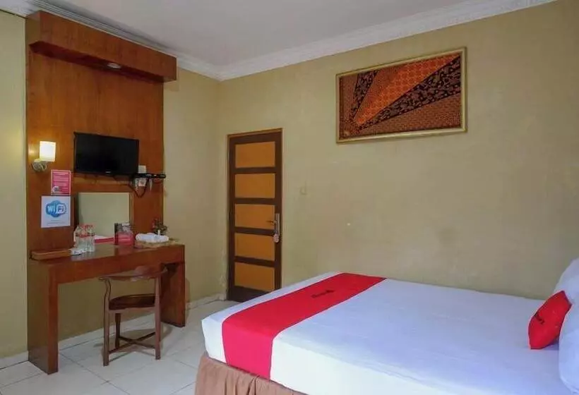 Hotel Red Chilies Hill