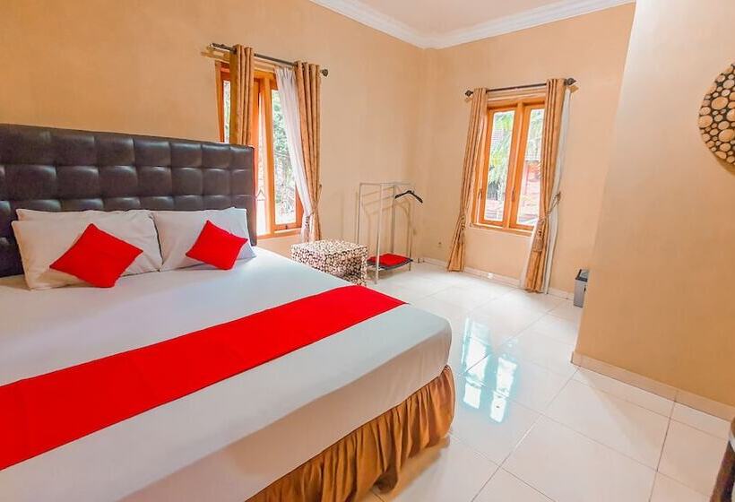 Hotel Red Chilies Hill