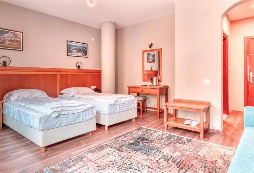هتل Smrcha, Resort Mavrovo
