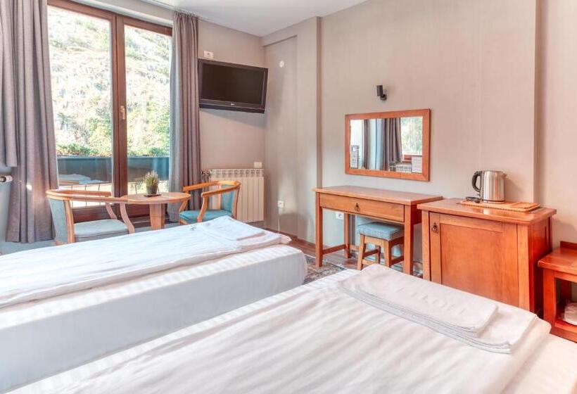 هتل Smrcha, Resort Mavrovo