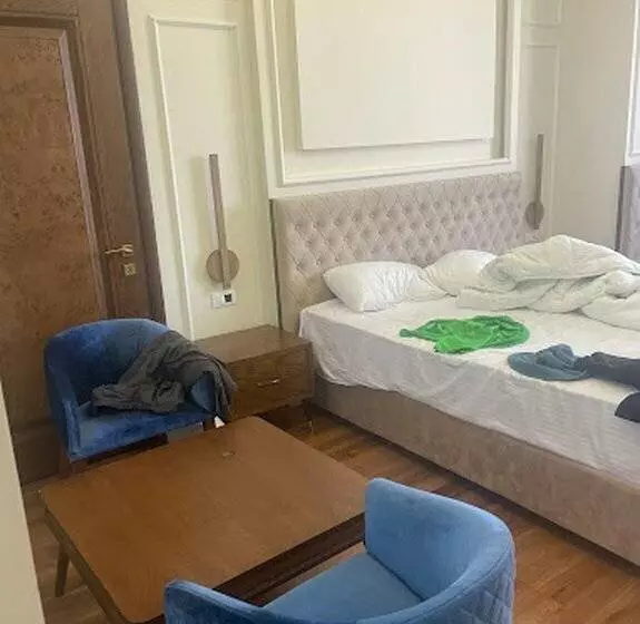 هتل Tabriz Royal Palace