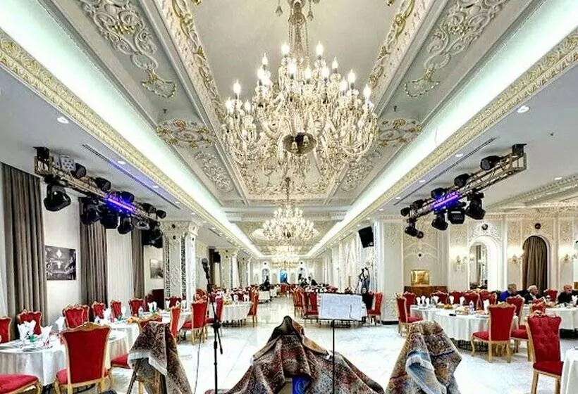 هتل Tabriz Royal Palace