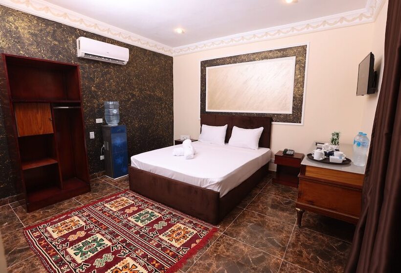 هتل Turquoise Pyramids Palace