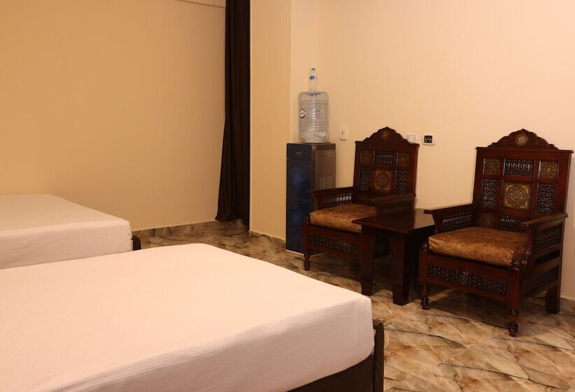 هتل Turquoise Pyramids Palace