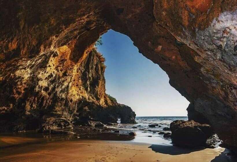 هتل Vista Del Mar